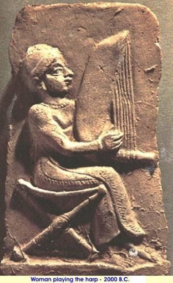 woman_playing_harp