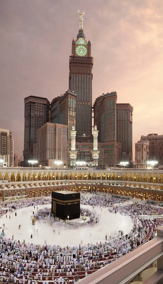 makkah-clock-tower-a-fairmont-hotel